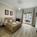 A Bone Guest House